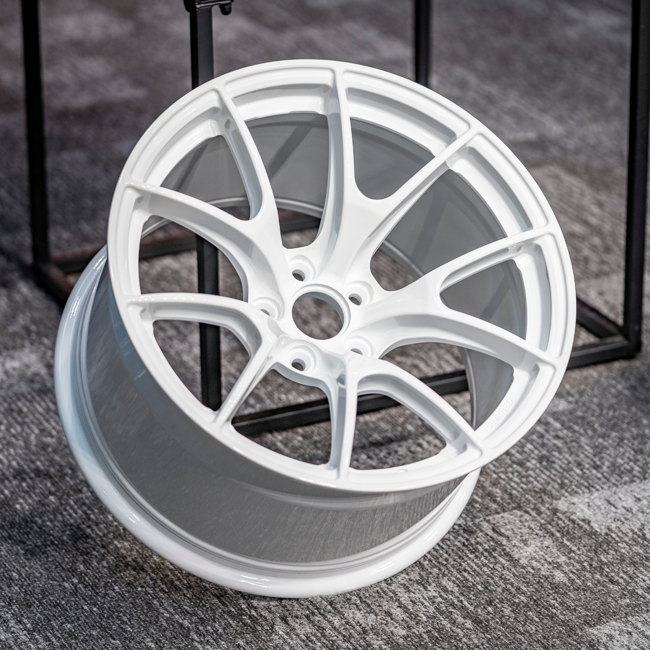 UMPARTS T6061 Forged Alloy Wheel – Split Multi-Spoke Performance Rim | Gloss White Finish