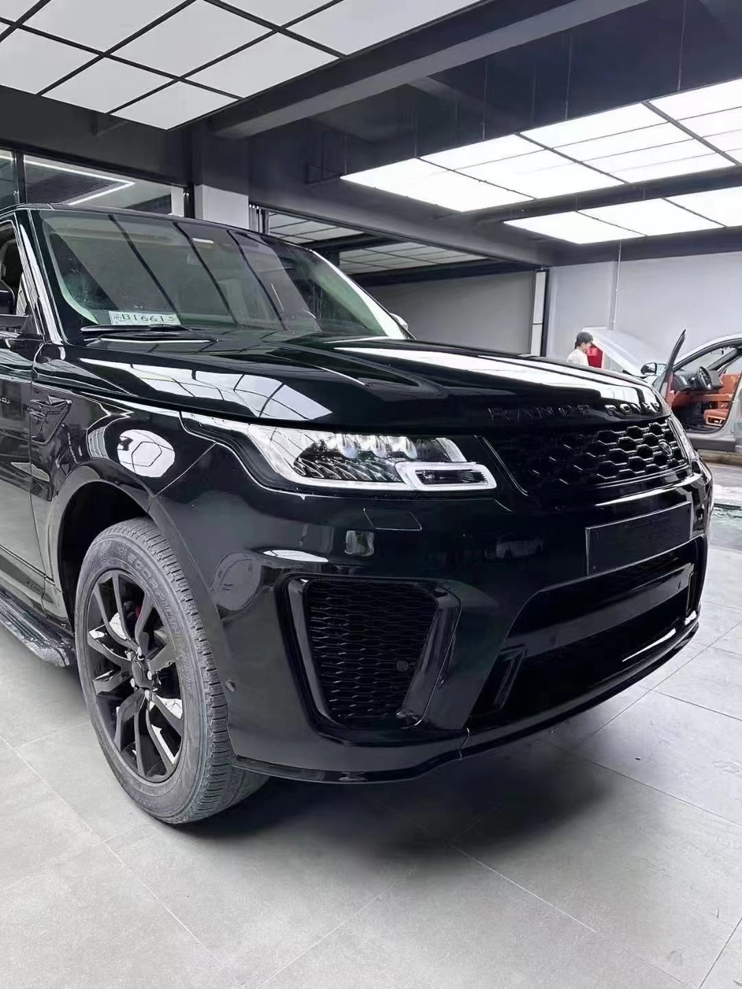 UMPARTS SVR Body Kit Upgrade for Range Rover Sport (2014–2017 to 2022 Facelift) – Full Conversion Kit