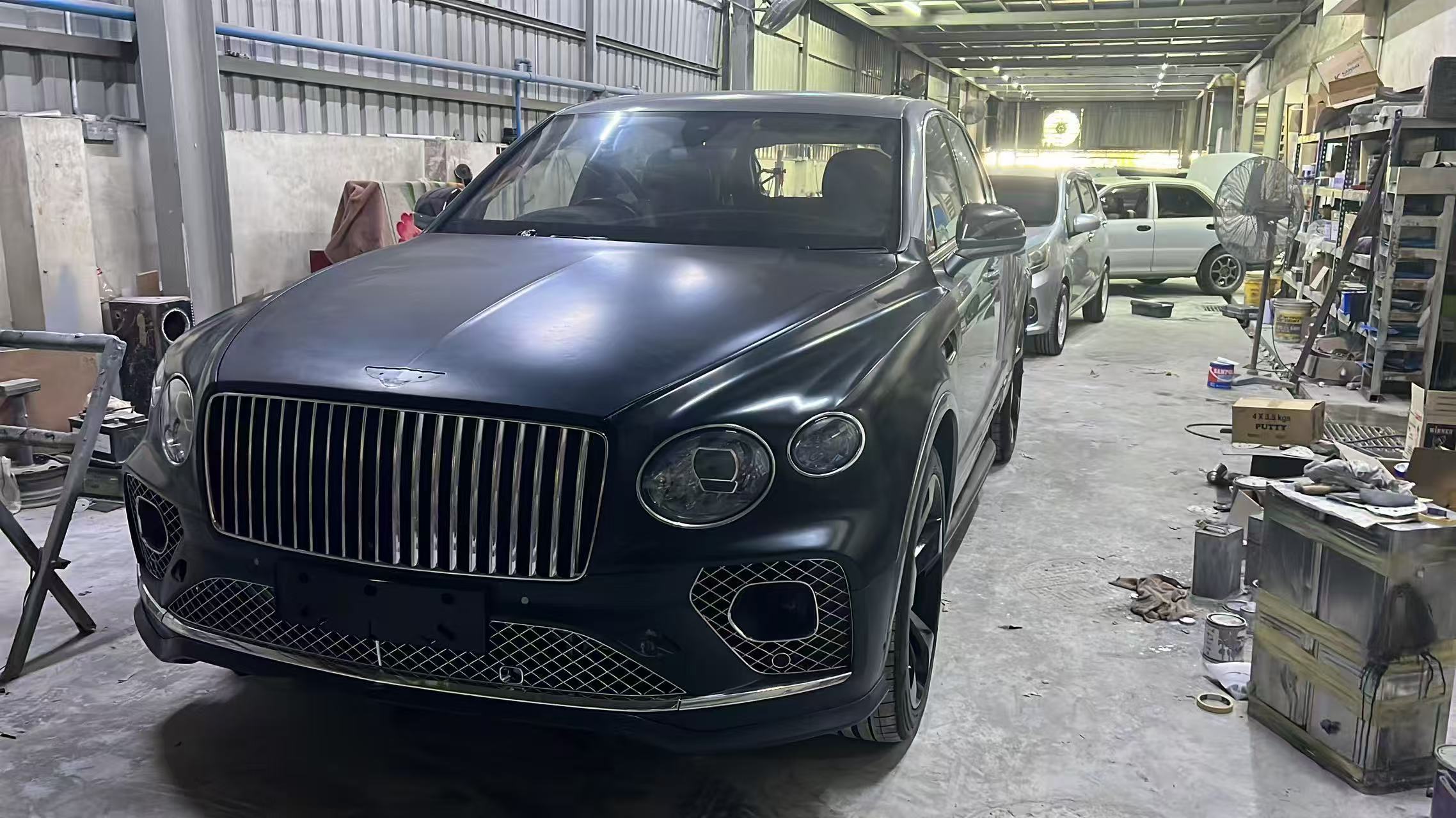 Luxury Body Kit for Bentley Bentayga – Premium Full Conversion Upgrade | UMPARTS