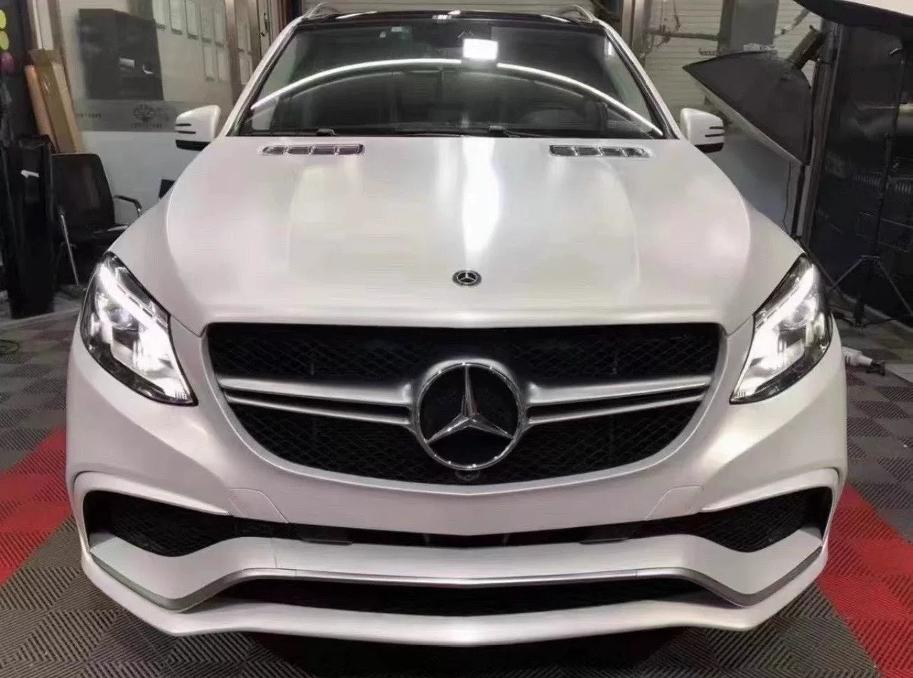 Compatible with Mercedes-Benz ML W166 (2011-2015) Upgrade to AMG GLE63 W167 Style Body Kit