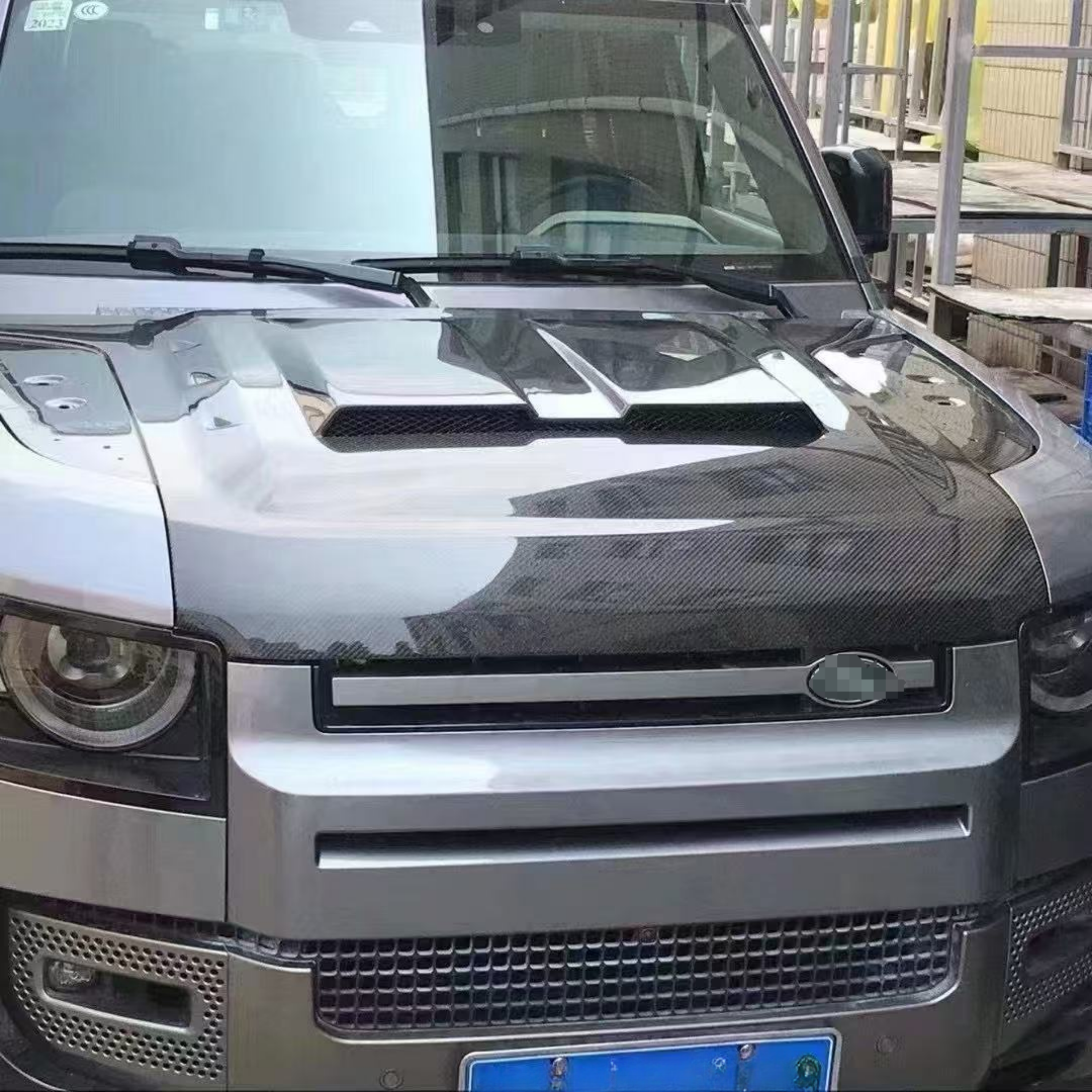 Dry Carbon Fiber Hood for Land Rover Defender (2020+) – Lightweight Performance Bonnet Upgrade | UMPARTS